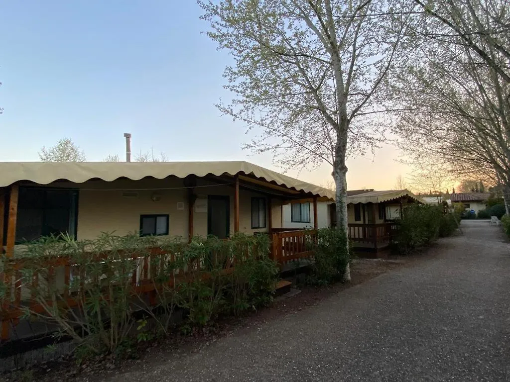 Zona Rosa 5 Chalet Mit Klimaanlage Und Wlan Viareggio